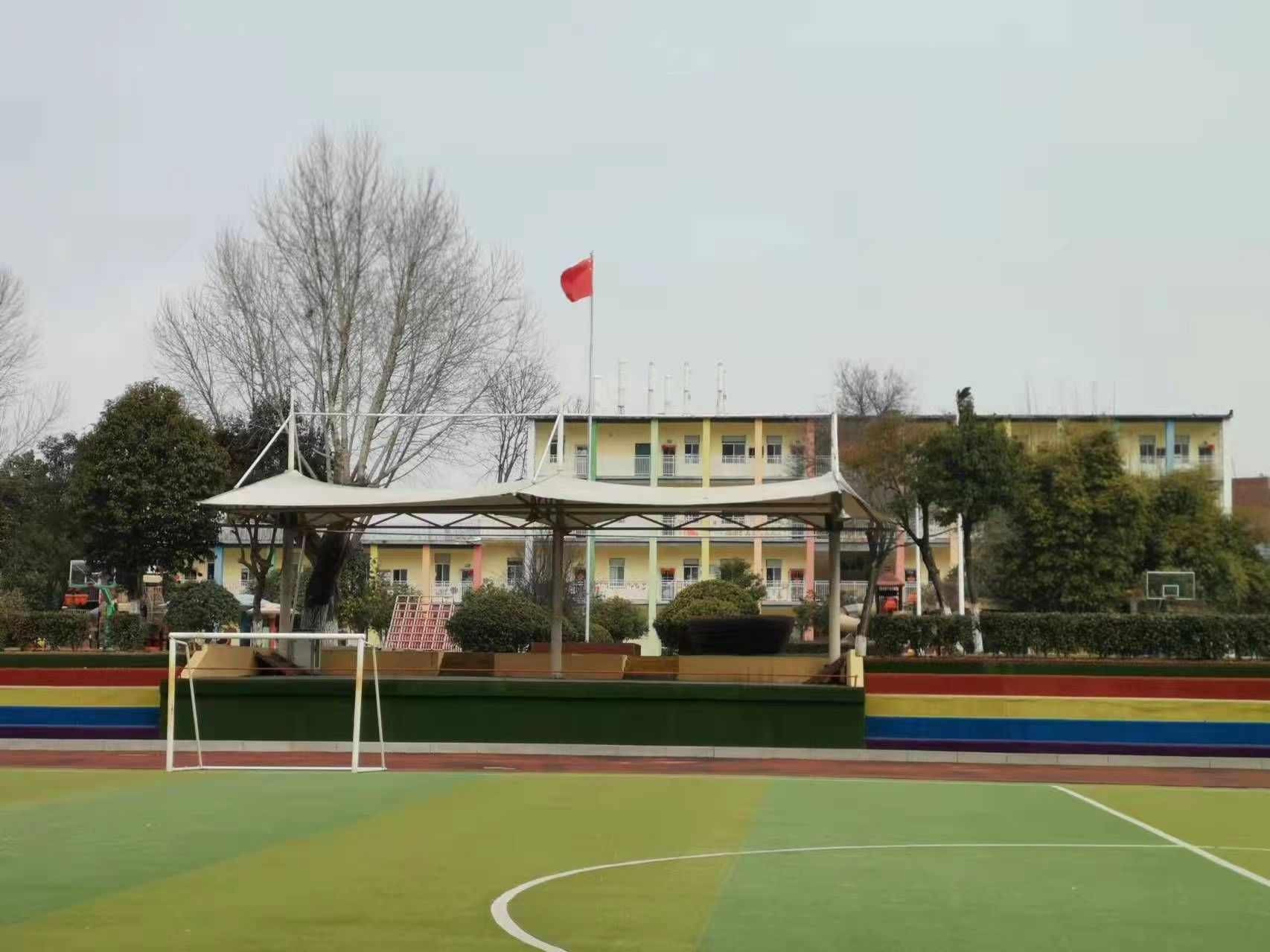 校園安全守護(hù)者，初心不改保安全